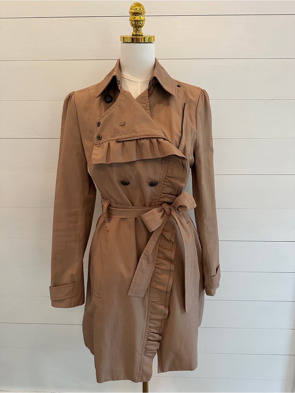 Elevenses Women’s Double-Breasted Ruffle Trench Coat - Tan - Picture 2 of 7